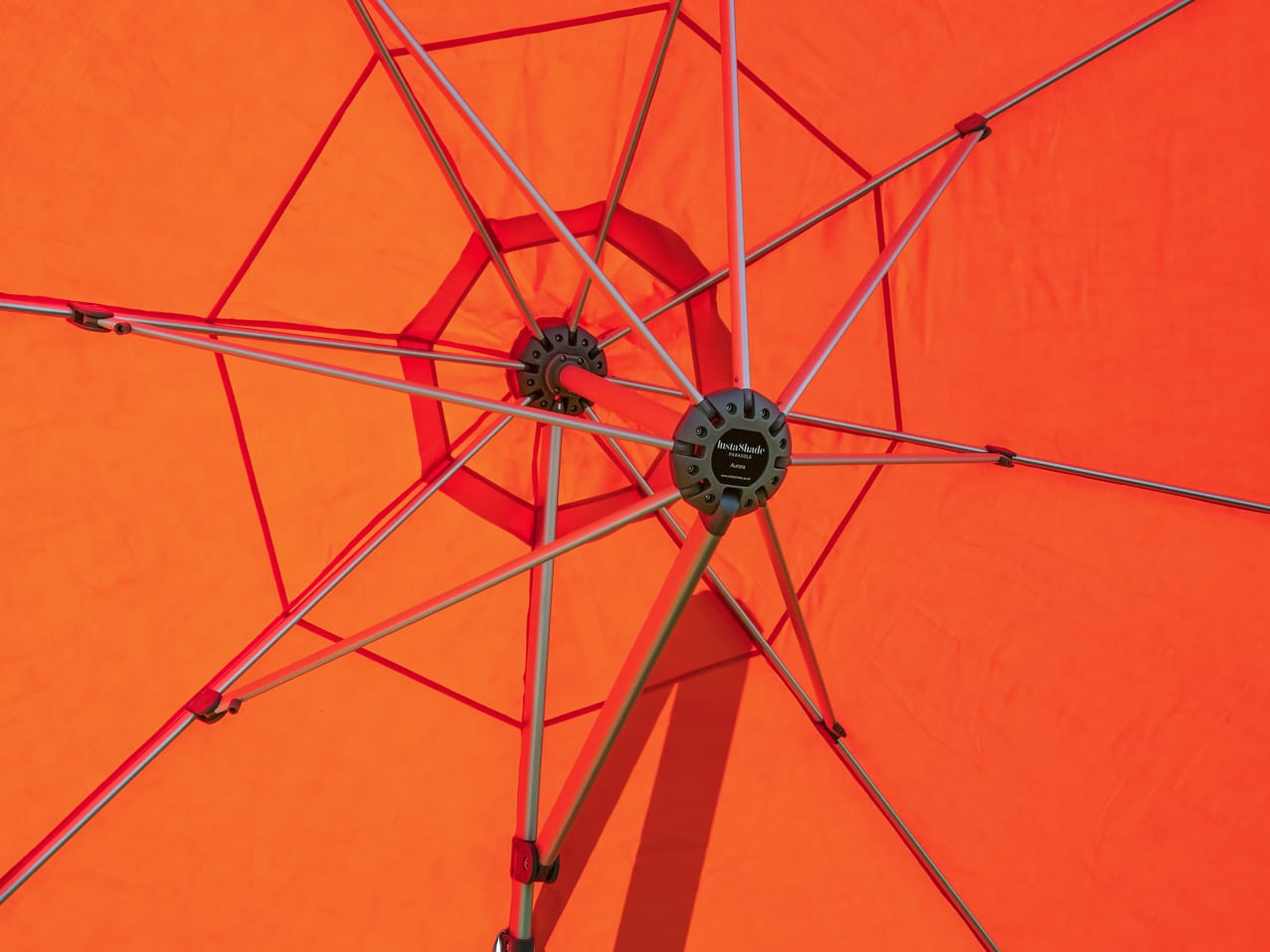 3.5m Octagonal Cantilever Parasol - Aurora