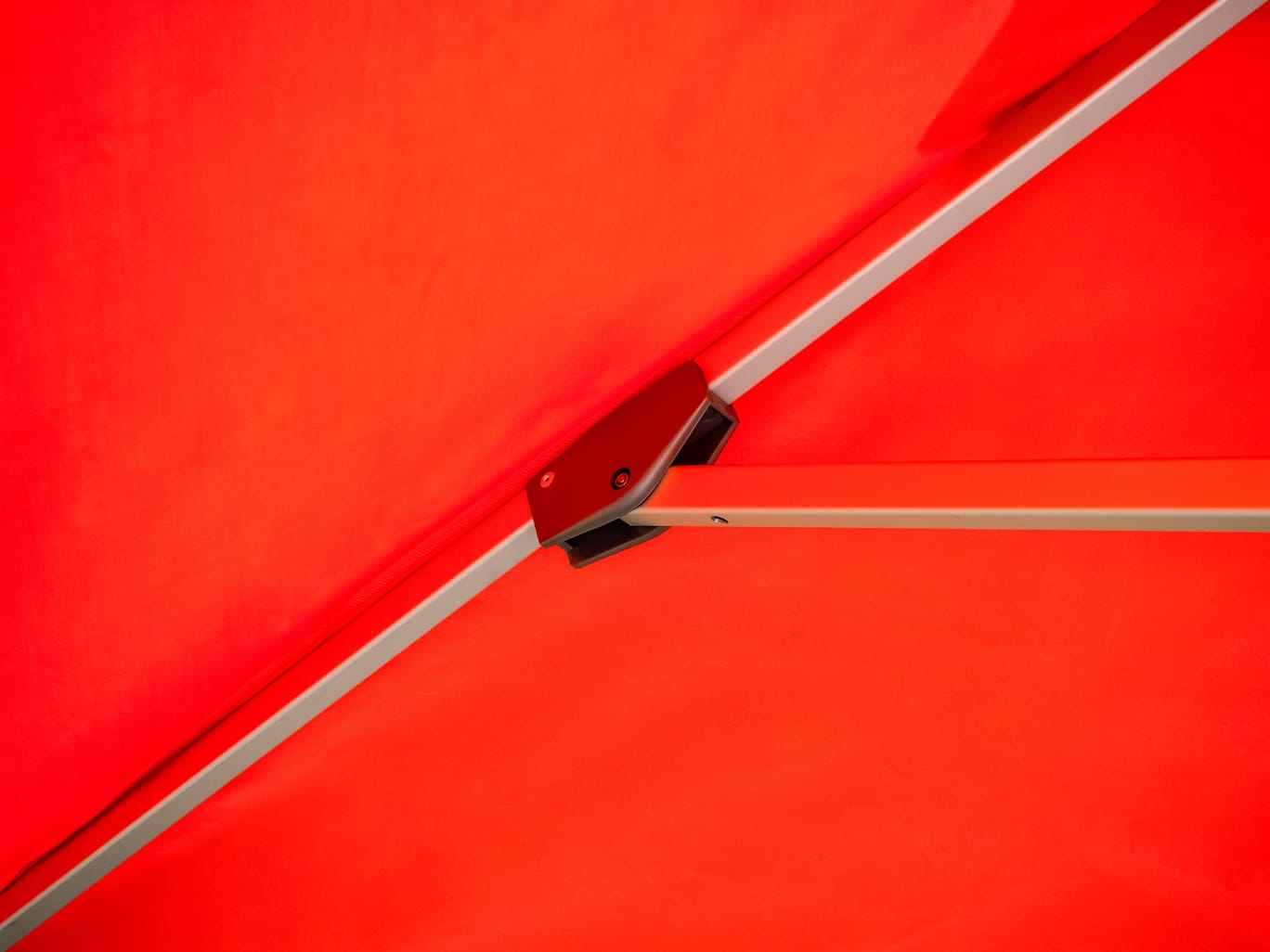 2m Square Cafe Series – Aluminium Parasol