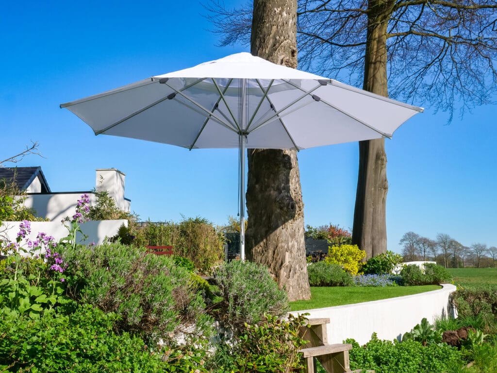 4.2m Octagonal Cafe Series – Aluminium Parasol