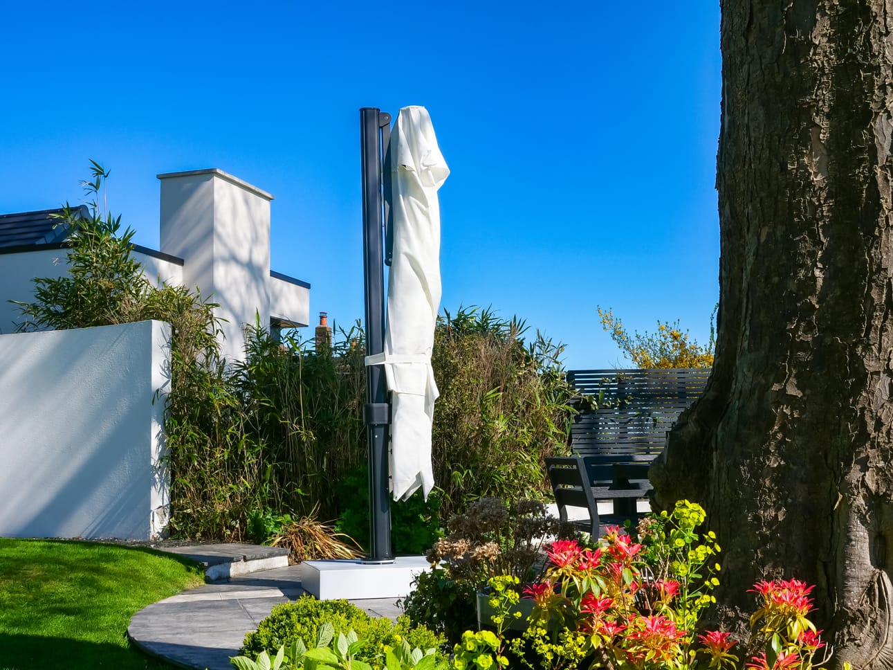 Eclipse-3.5m-Square-White-02 - Compressed 3.5m Square Cantilever Parasol - Eclipse