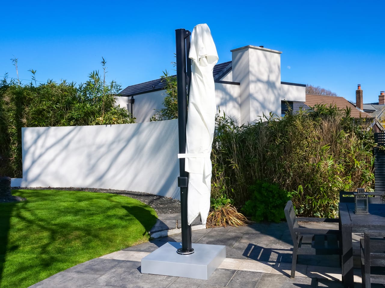 Eclipse-3.5m-Square-White-04 - Compressed 3.5m Square Cantilever Parasol - Eclipse