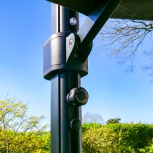 4m Octagonol Cantilever Parasol - Eclipse