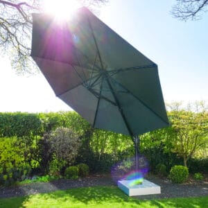4m Octagonol Cantilever Parasol - Eclipse