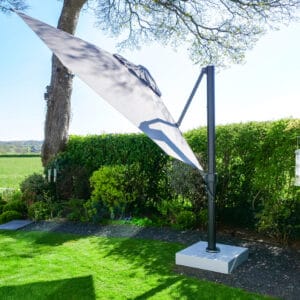 4m Octagonol Cantilever Parasol - Eclipse