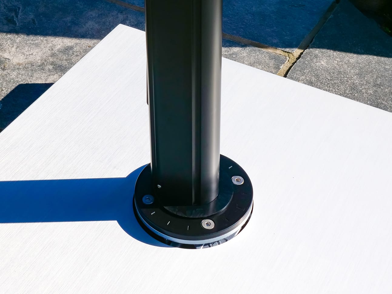 4m x 3m Rectangular Cantilever Parasol - Eclipse