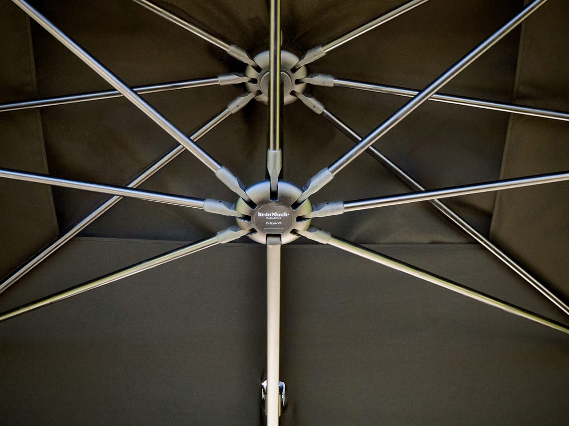 4m x 3m Rectangular Cantilever Parasol - Eclipse