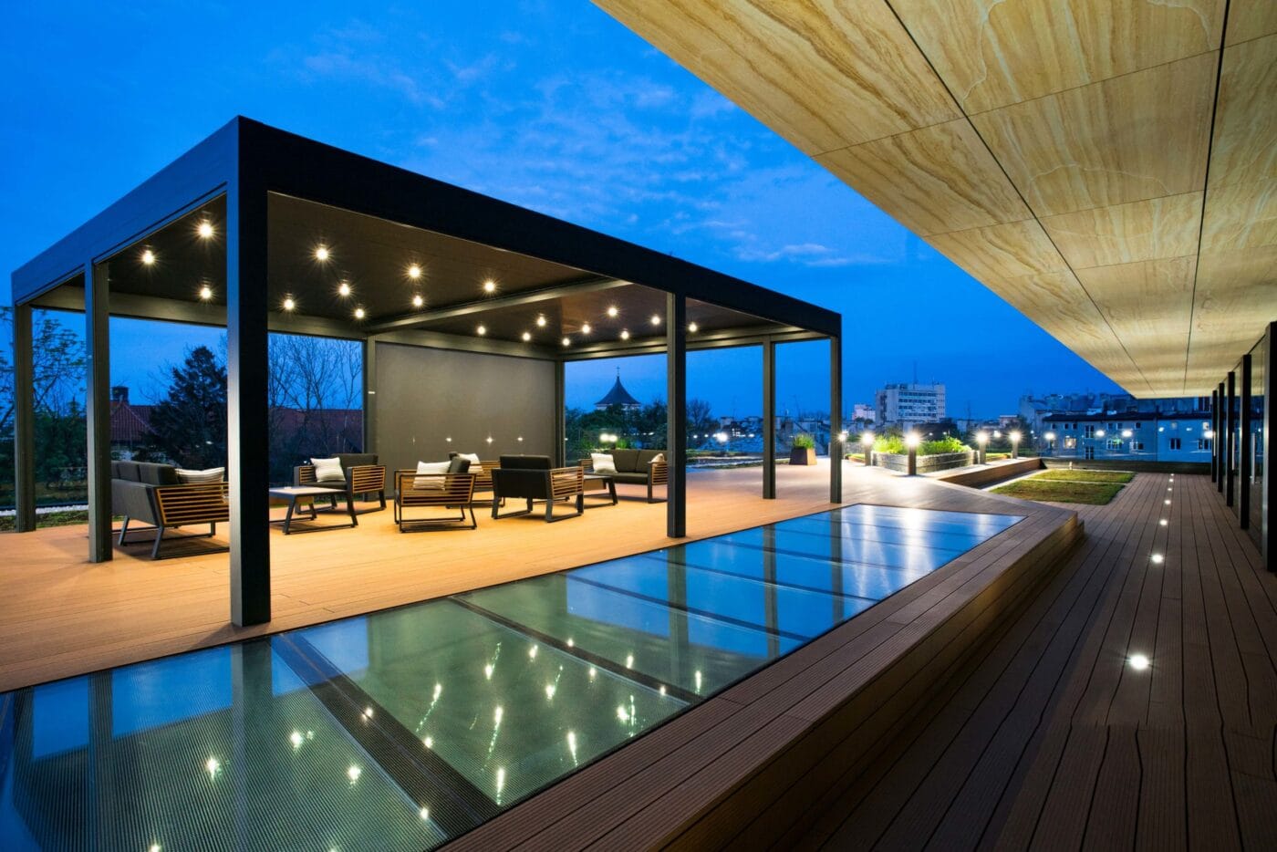 7m x 7m Square Free Standing Technic Pergola
