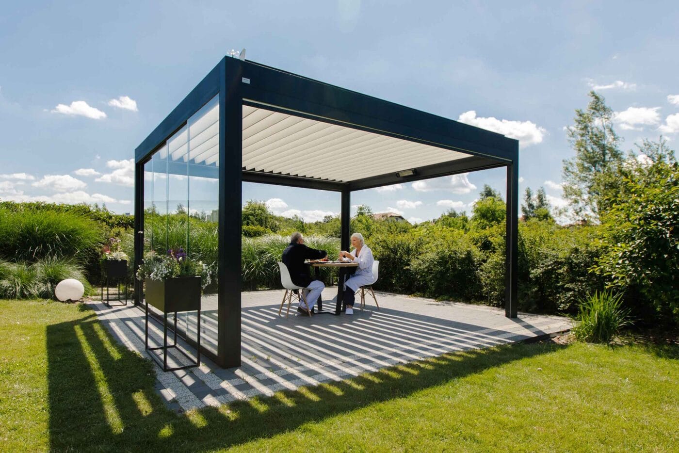 4m x 4m Square Free Standing Technic Pergola
