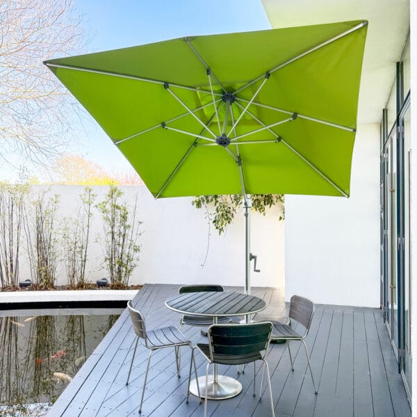 2.5m Cantilever Parasol - Aurora
