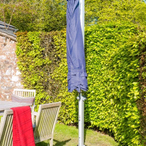 3.5m Octagonal Cantilever Parasol - Aurora