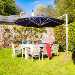 3.5m Octagonal Cantilever Parasol - Aurora