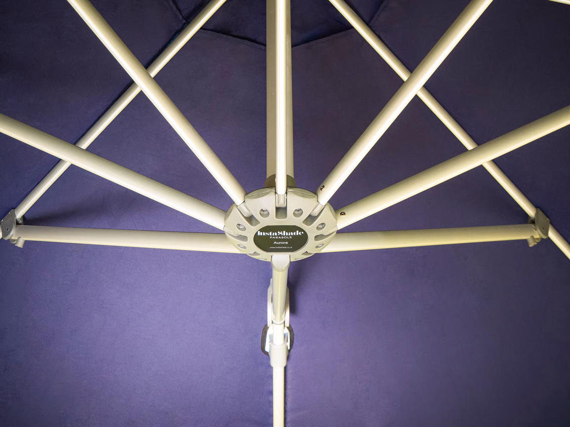 3.5m Octagonal Cantilever Parasol - Aurora