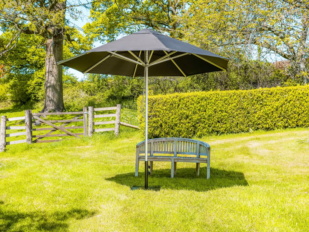2.8m Octagonal Cafe Series – Aluminium Parasol