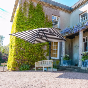 3m Square Cantilever Parasol - Eclipse