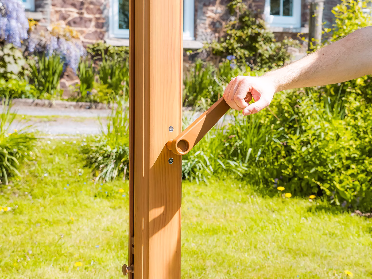 4m x 3m Rectangular Cantilever Parasol - Eclipse